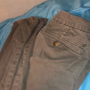 AE khaki style pants